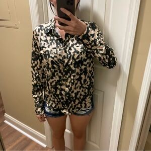 H&M camo Blouse